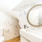 Typical Mouraria Studios By Hosty