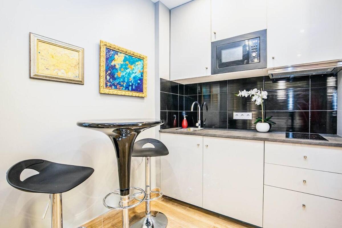 Apartment Typical Mouraria By Hosty Lissabon